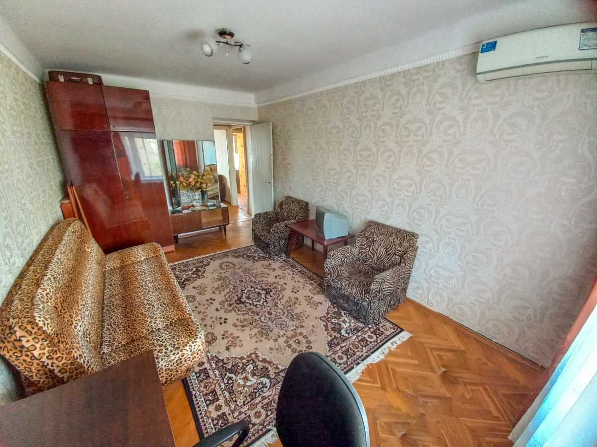 Продажа 2-комнатной квартиры 45 м², Донецкая ул., 53