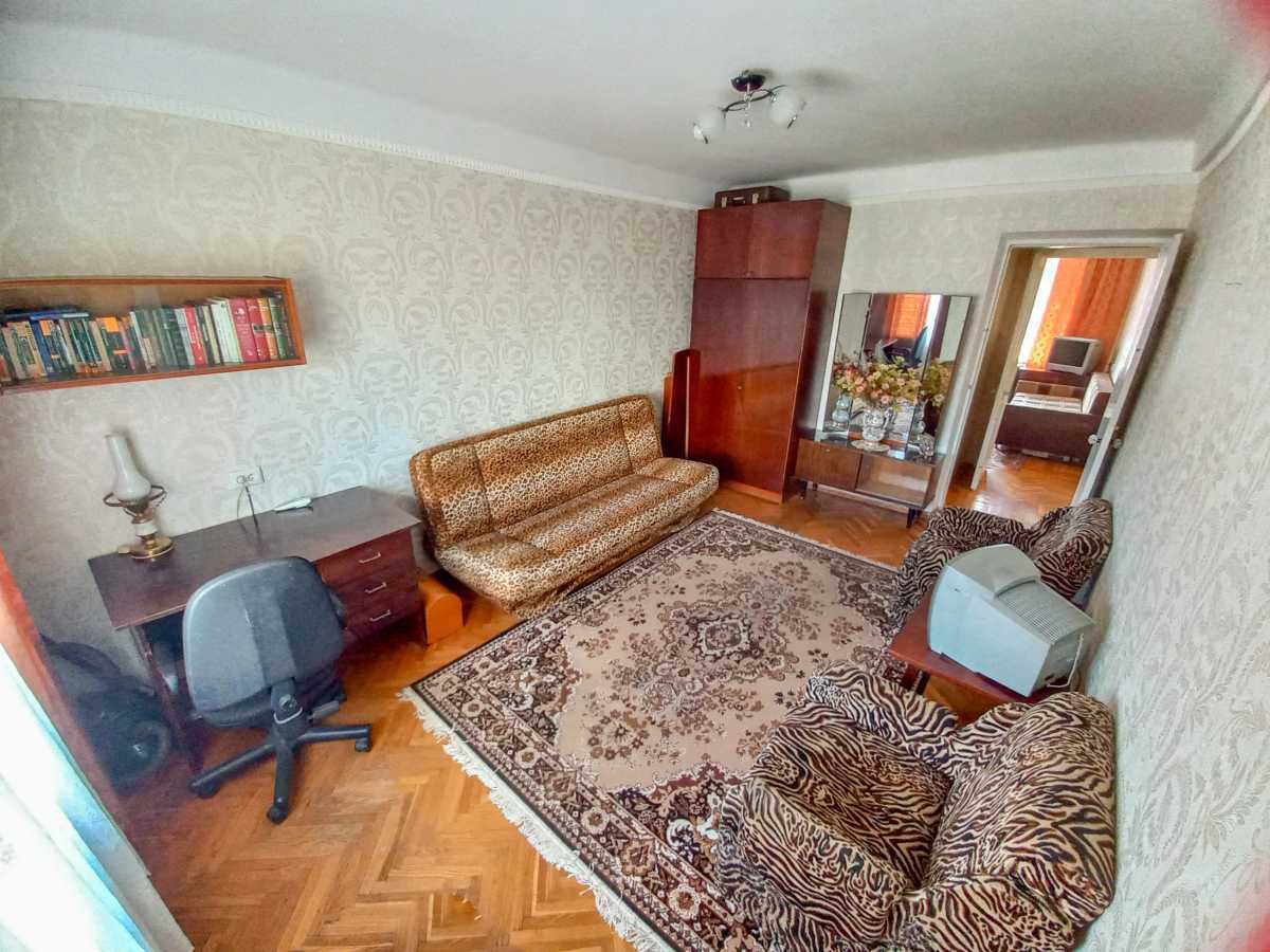 Продажа 2-комнатной квартиры 45 м², Донецкая ул., 53