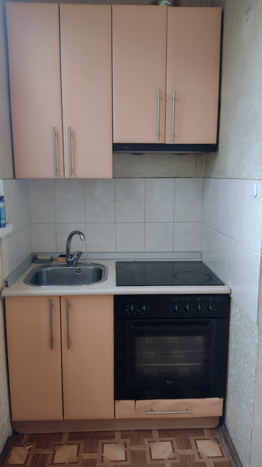 Оренда 1-кімнатної квартири 42 м², Квітневий пров., 1