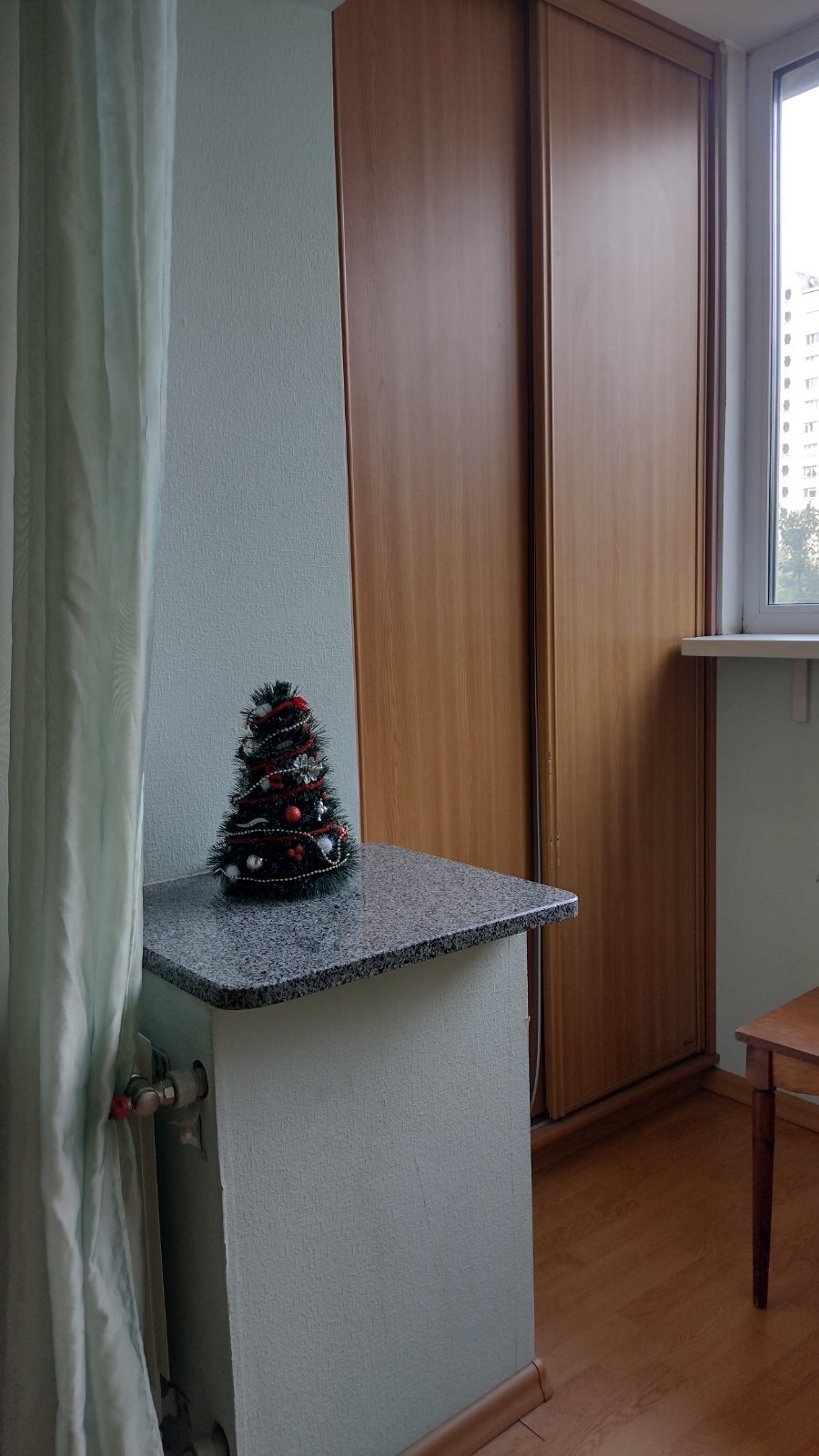 Оренда 1-кімнатної квартири 42 м², Квітневий пров., 1