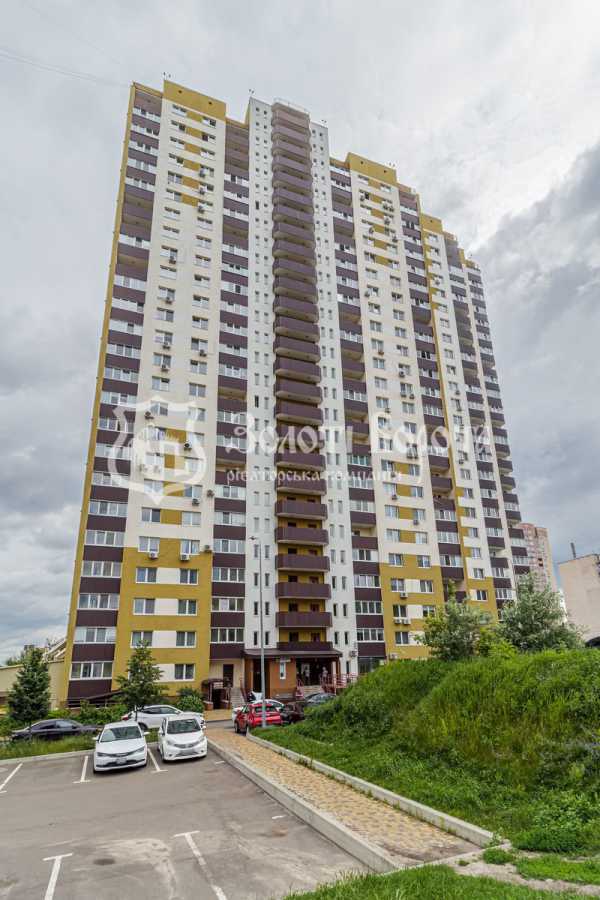 Продажа 2-комнатной квартиры 74 м², Моторный пер., 11А