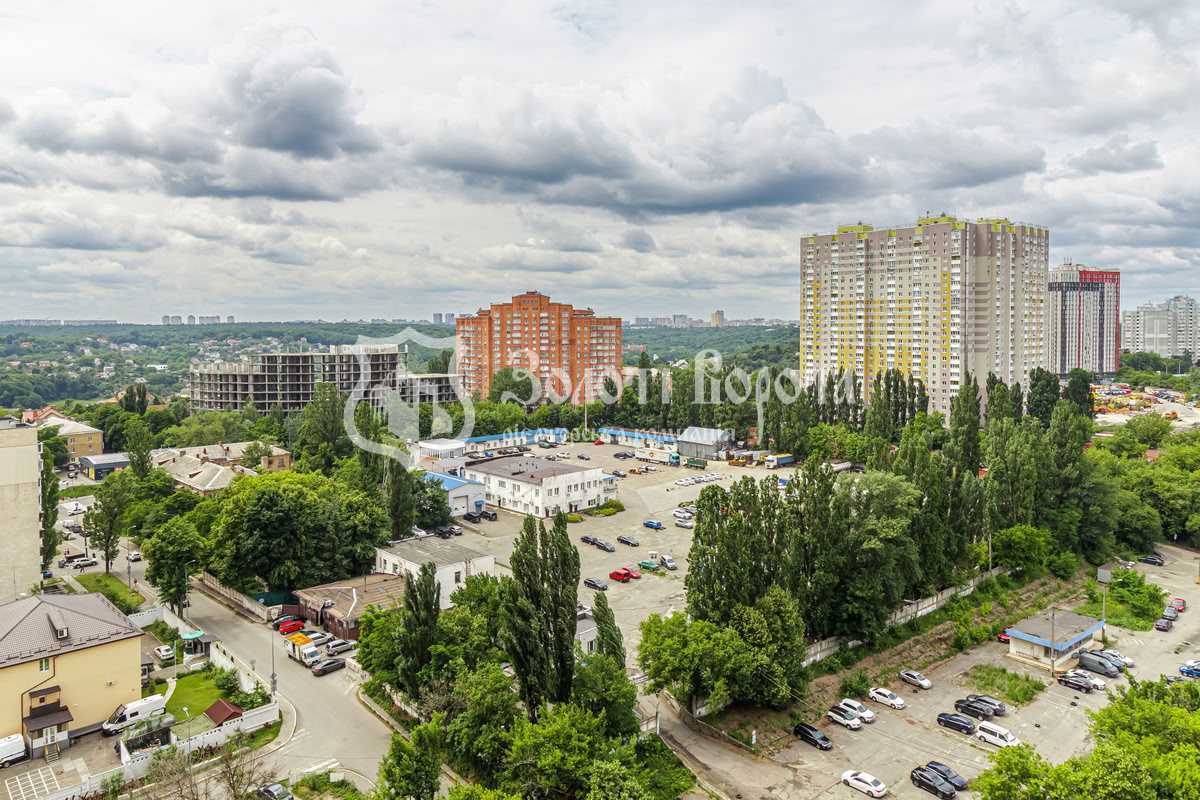 Продажа 2-комнатной квартиры 74 м², Моторный пер., 11А