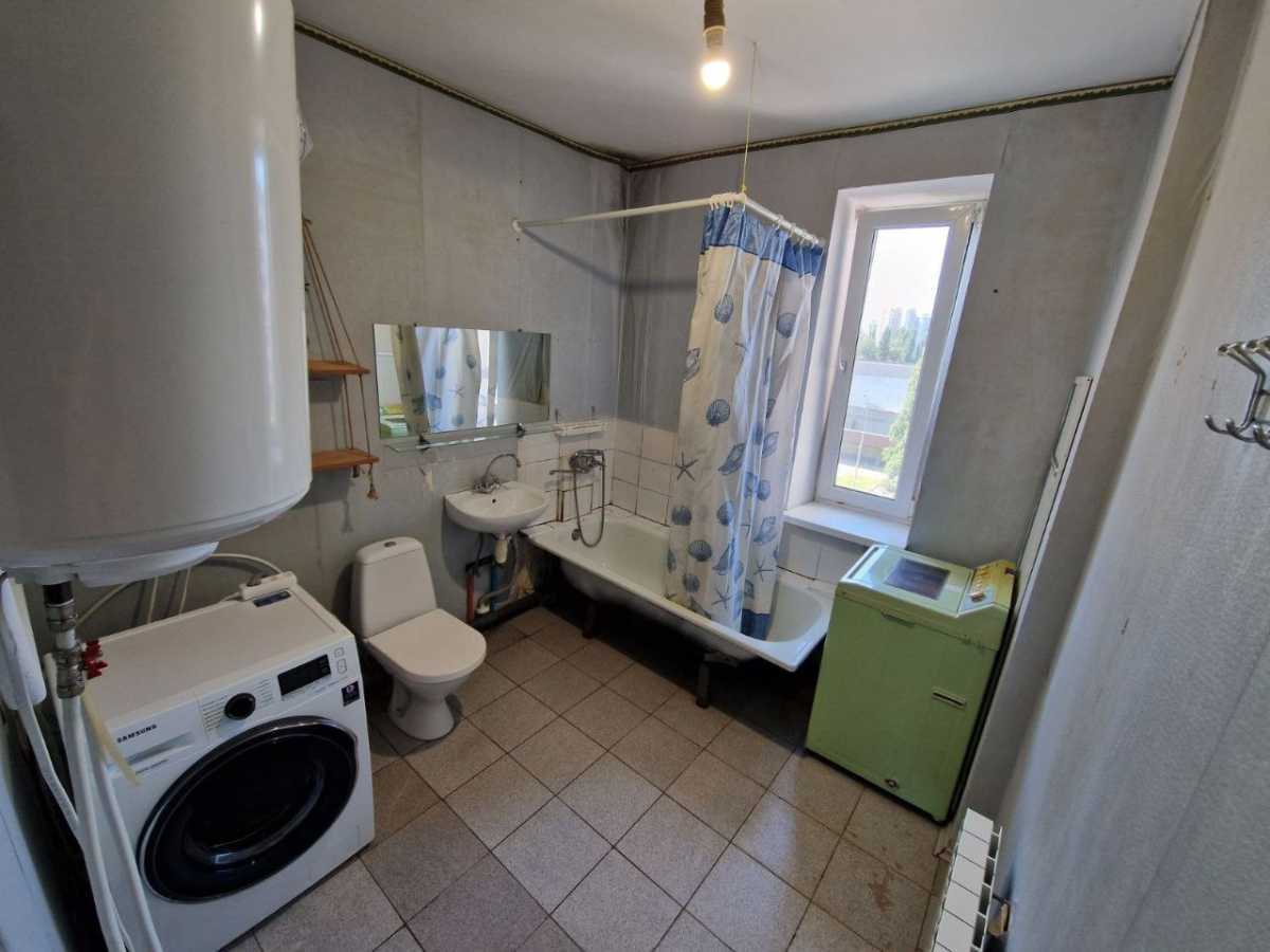 Продажа 3-комнатной квартиры 101 м², Здолбуновская ул., 3Г