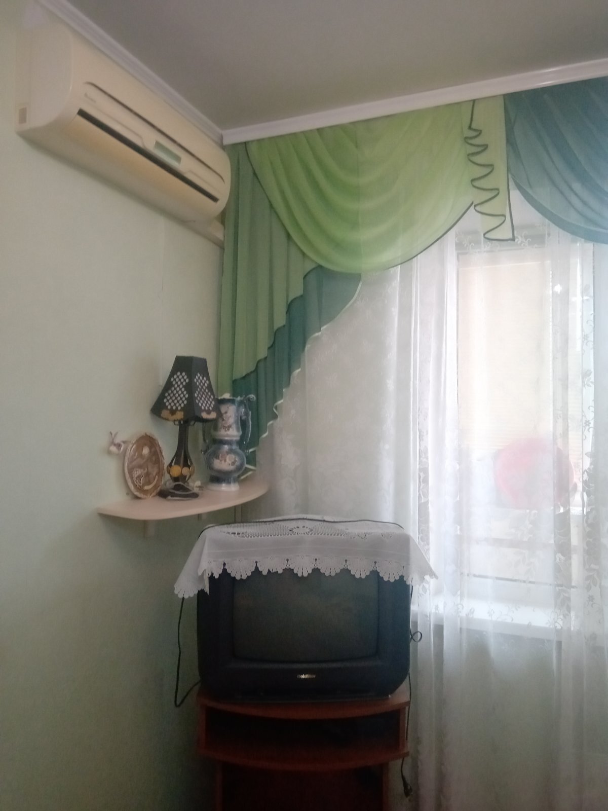 Аренда комнаты/части квартиры, Ревуцкого ул., 20