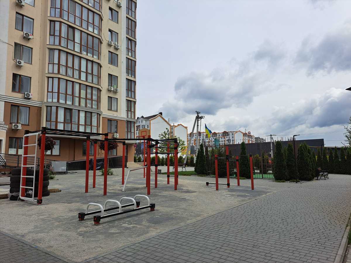 Продаж 2-кімнатної квартири 85 м², Одеська, 66
