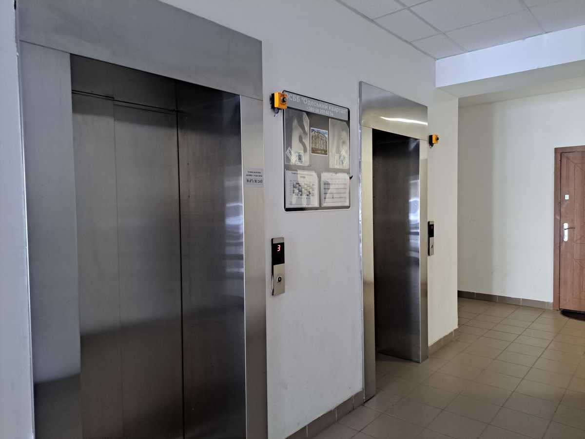 Продаж 2-кімнатної квартири 85 м², Одеська, 66