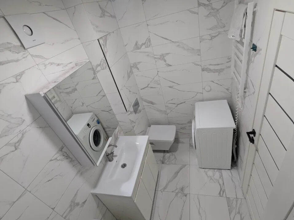 Продажа 2-комнатной квартиры 63 м², Героев Крут ул.