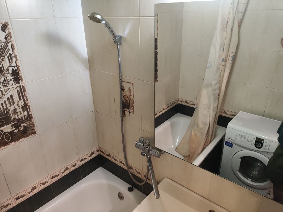 Продаж 2-кімнатної квартири 52 м², Ковпака вул.