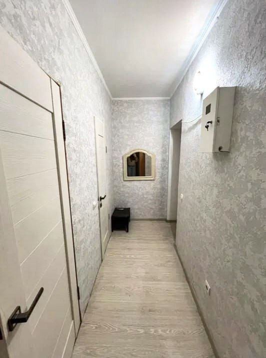 Продажа 3-комнатной квартиры 50 м², Гамалия ул.