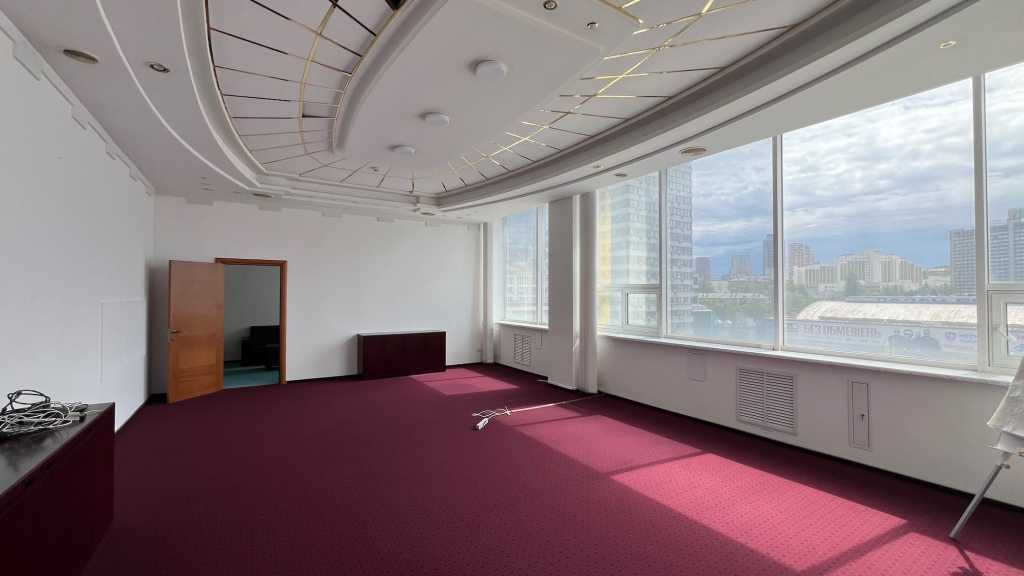 Аренда помещения свободного назначения 722 м², Шота Руставели ул., 16