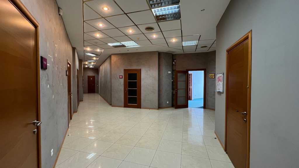 Аренда помещения свободного назначения 722 м², Шота Руставели ул., 16