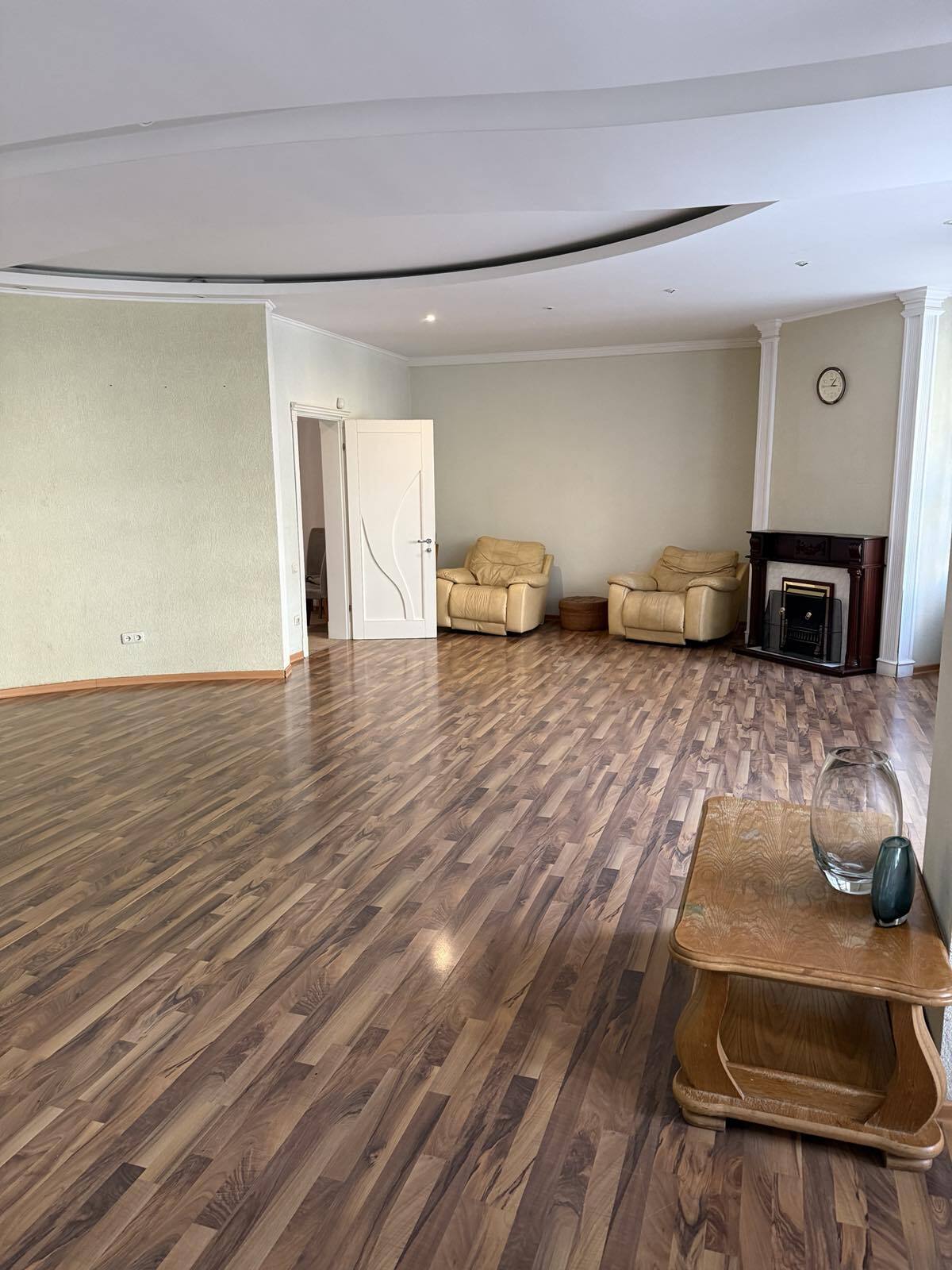 Продажа 3-комнатной квартиры 127 м², Педагогический пер., 3/2