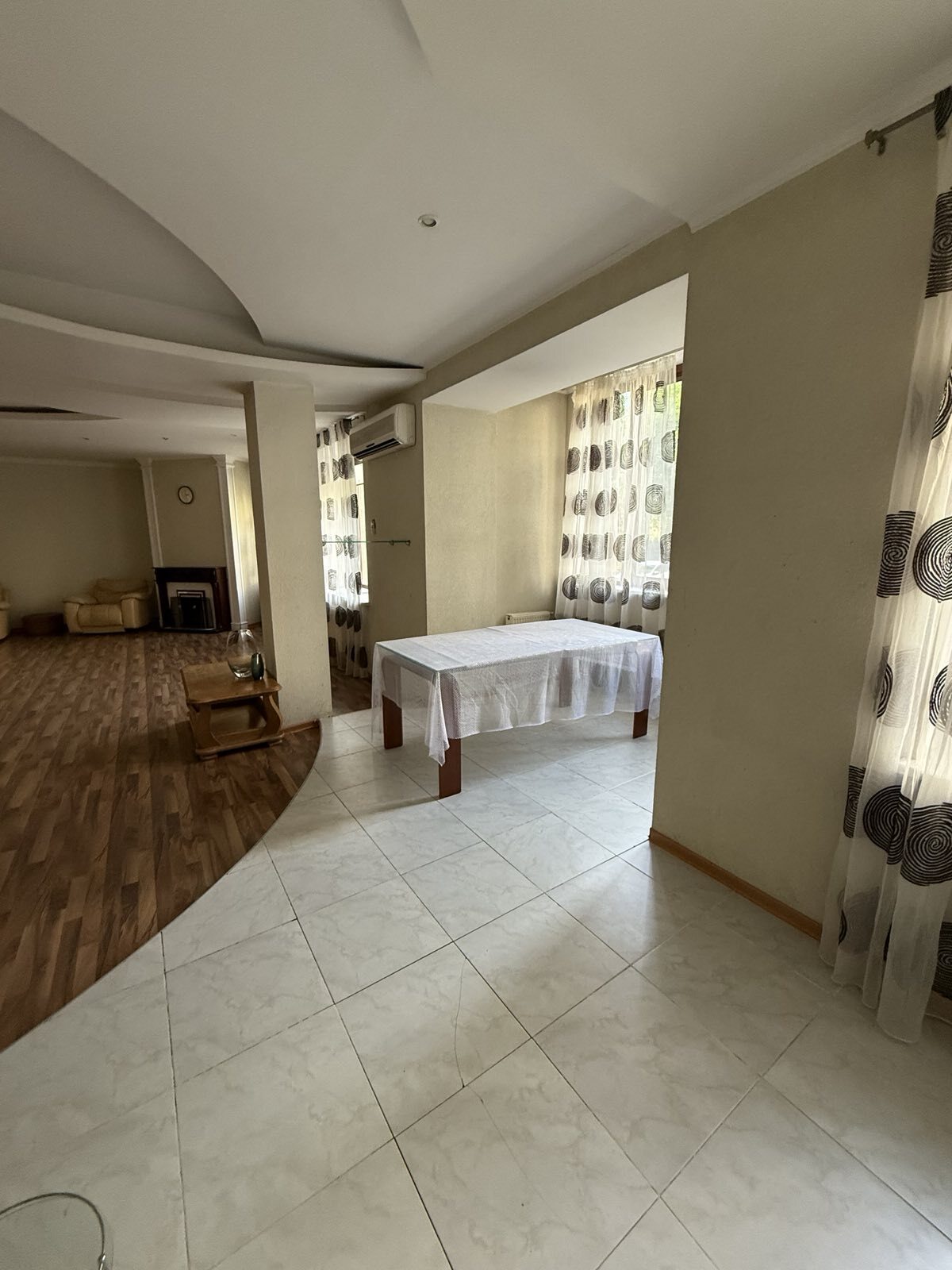 Продажа 3-комнатной квартиры 127 м², Педагогический пер., 3/2