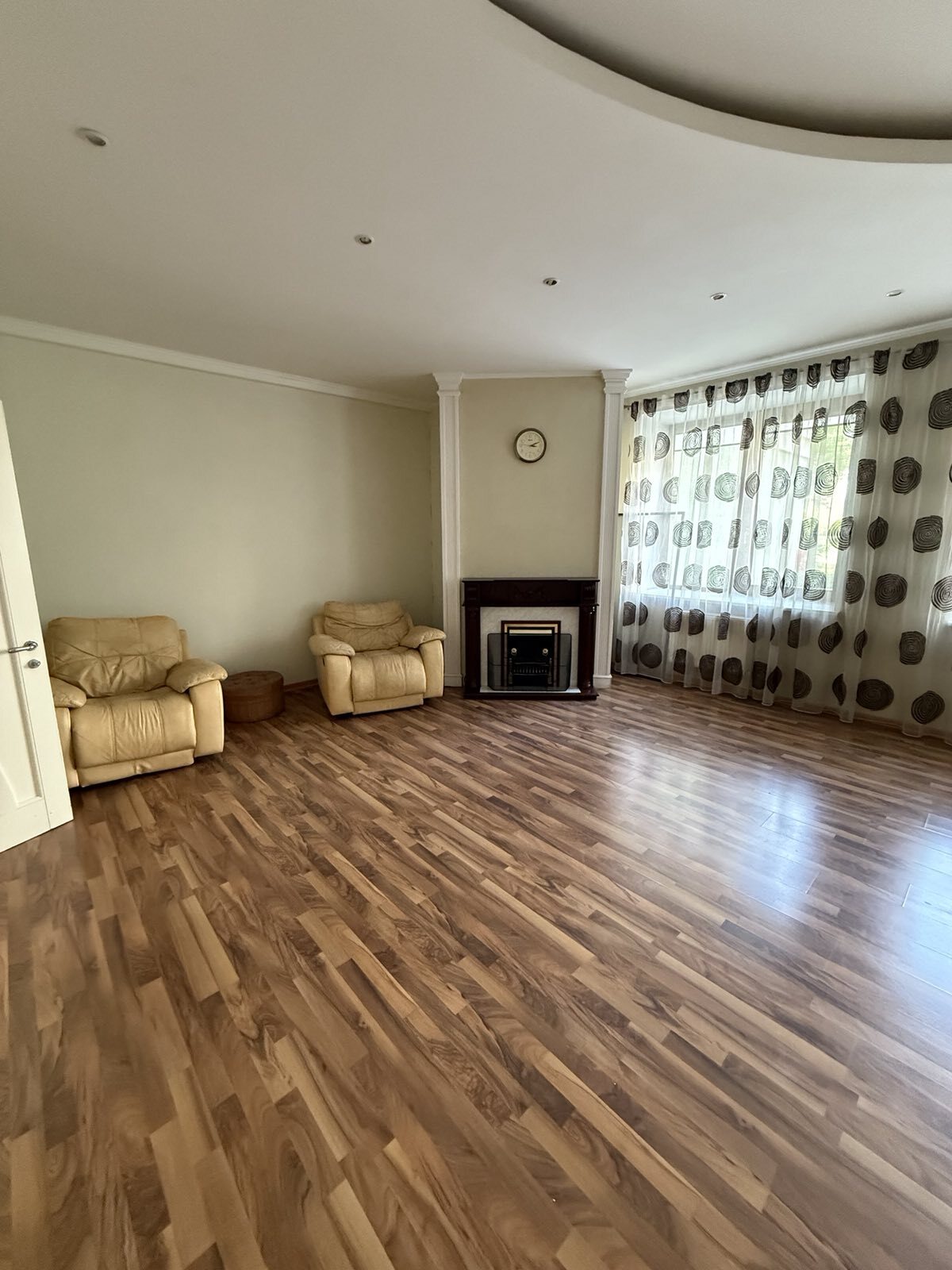 Продажа 3-комнатной квартиры 127 м², Педагогический пер., 3/2