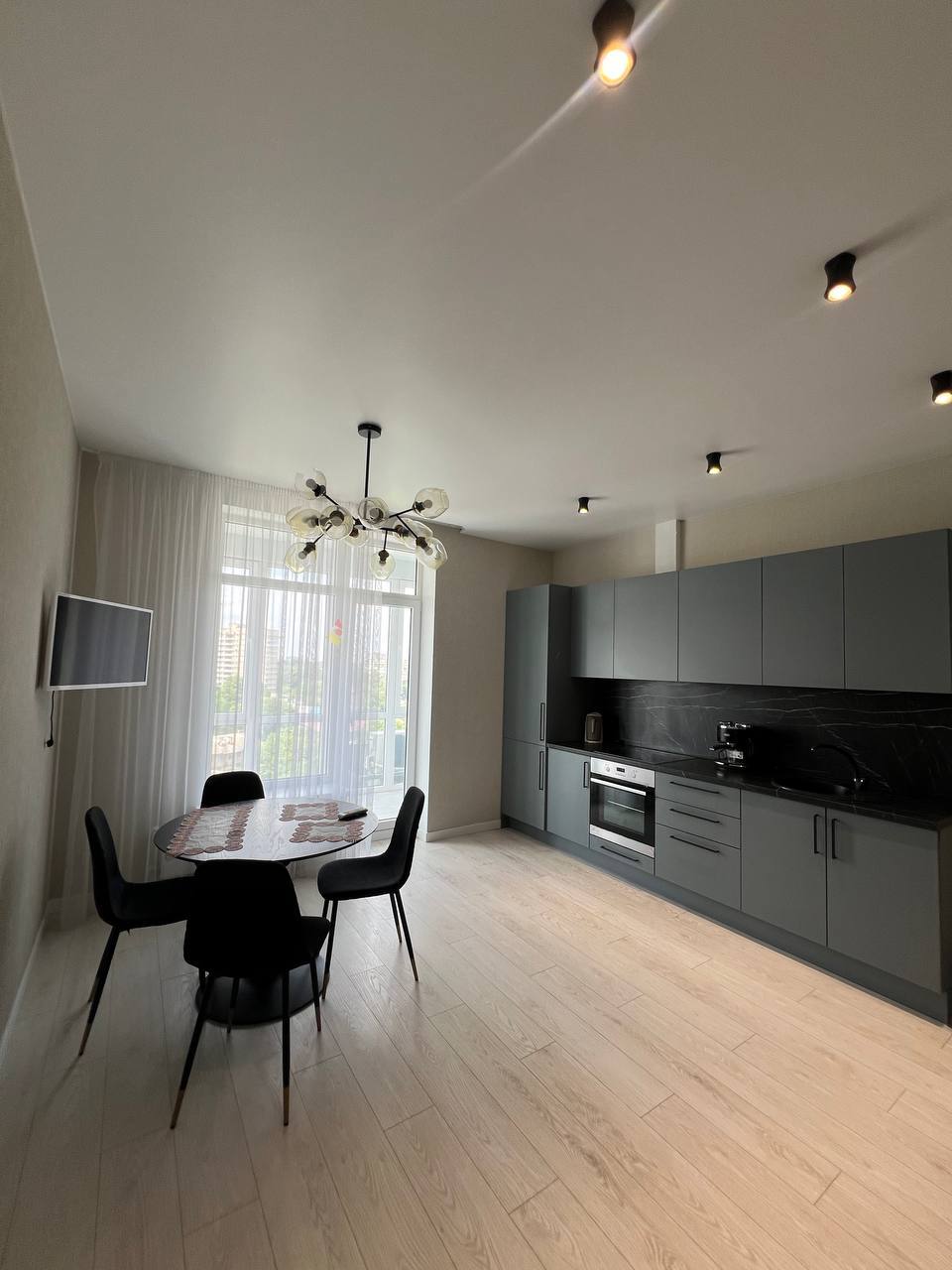 Продаж 3-кімнатної квартири 62 м², Толбухина вул., 135/4