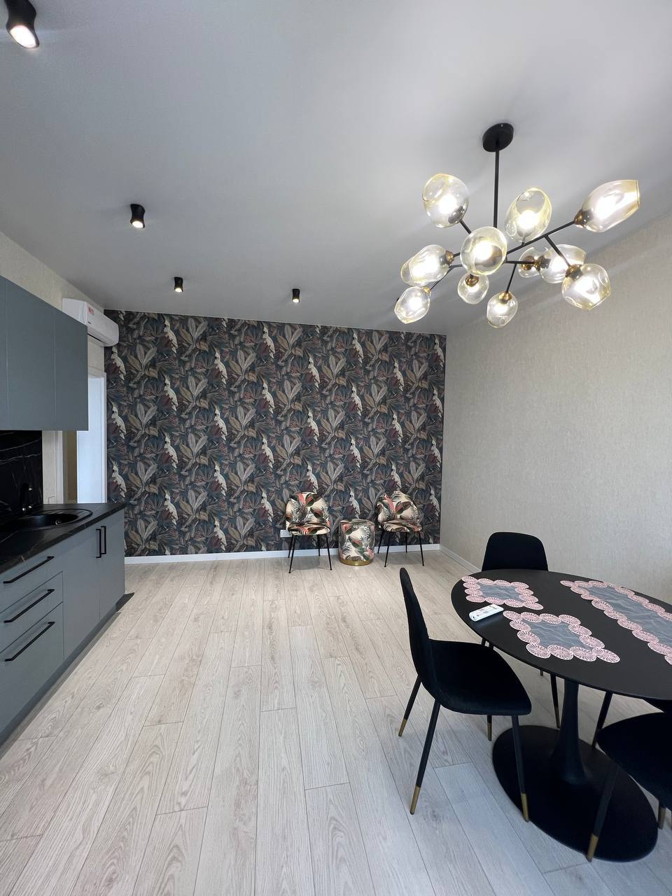 Продаж 3-кімнатної квартири 62 м², Толбухина вул., 135/4
