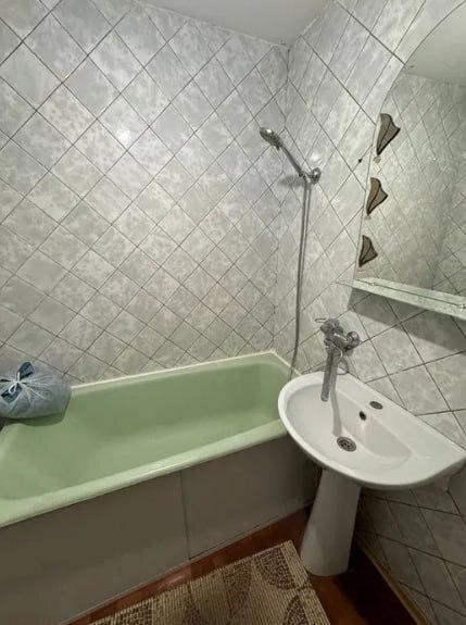 Продажа 2-комнатной квартиры 47.4 м², Интернационалистов ул.