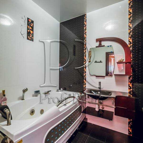 Продаж 3-кімнатної квартири 88 м², Дяченка Івана вулиця, 20В