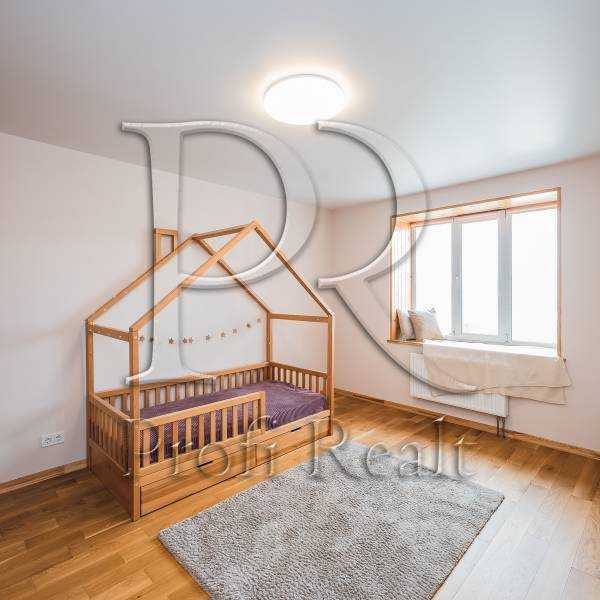 Продаж 2-кімнатної квартири 78 м², Боголюбова вул., 23