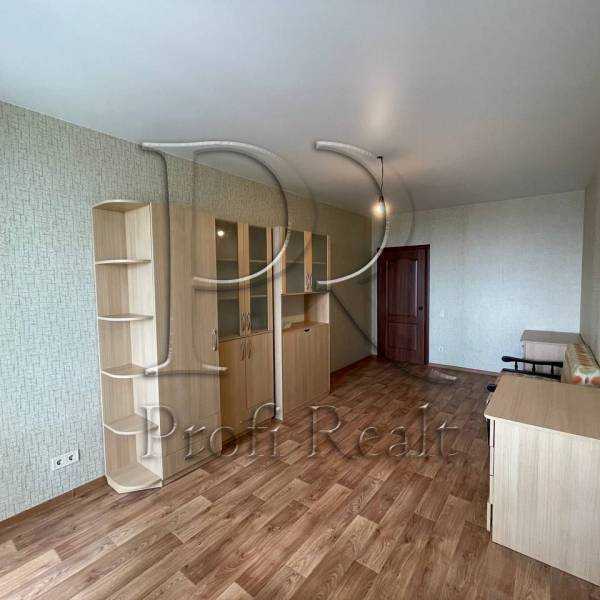 Продажа 2-комнатной квартиры 66 м², Голосеевский просп., 95А