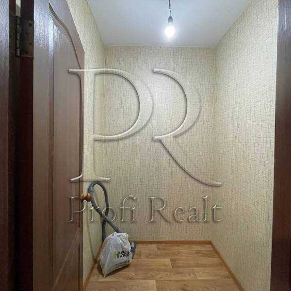 Продажа 2-комнатной квартиры 66 м², Голосеевский просп., 95А