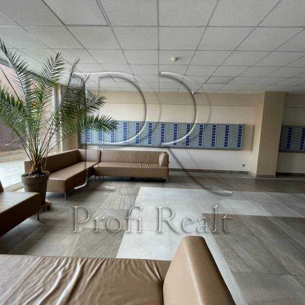 Продажа 2-комнатной квартиры 66 м², Голосеевский просп., 95А
