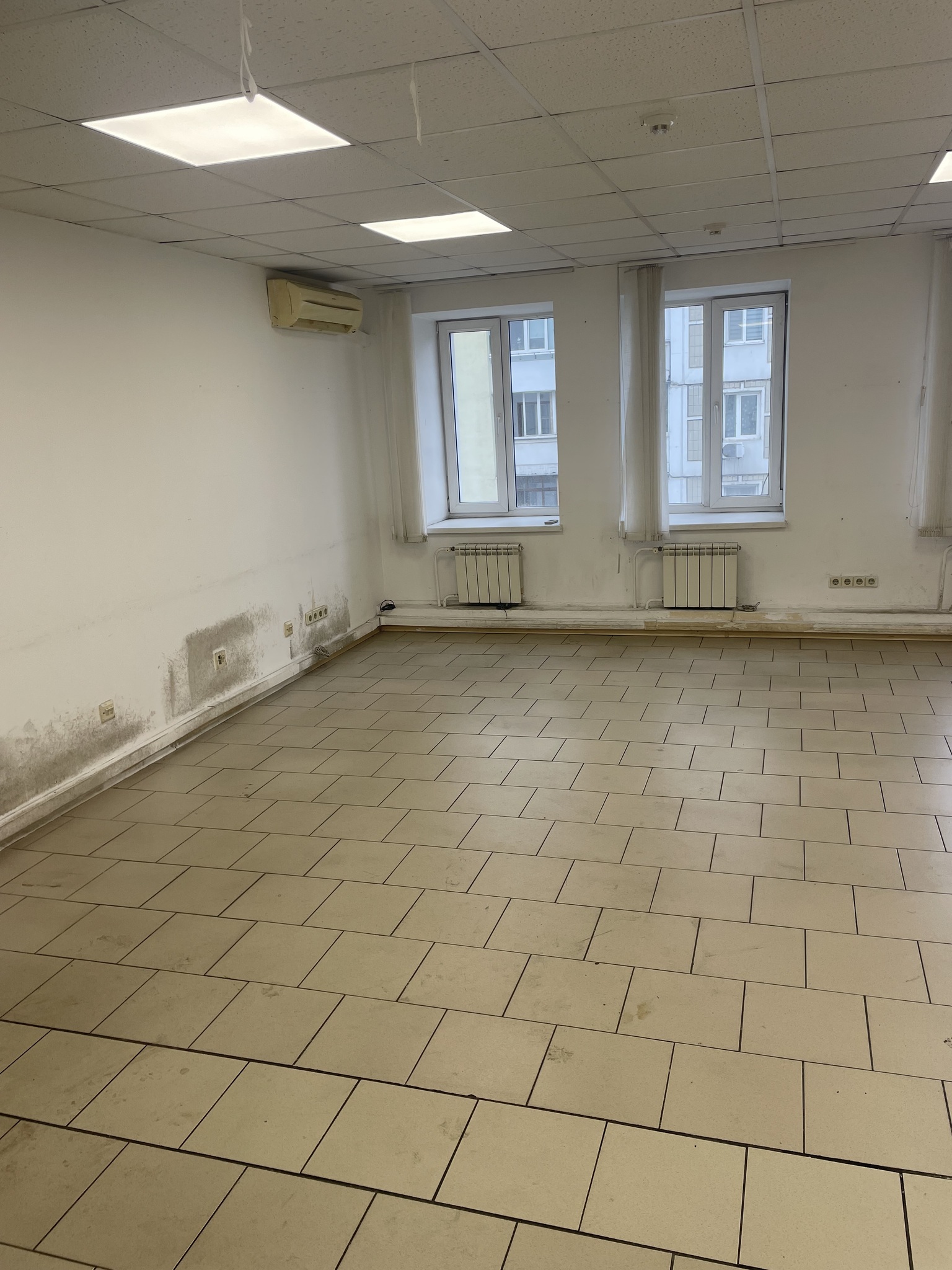 Аренда офиса 57 м², Ларисы Руденко ул., 6А