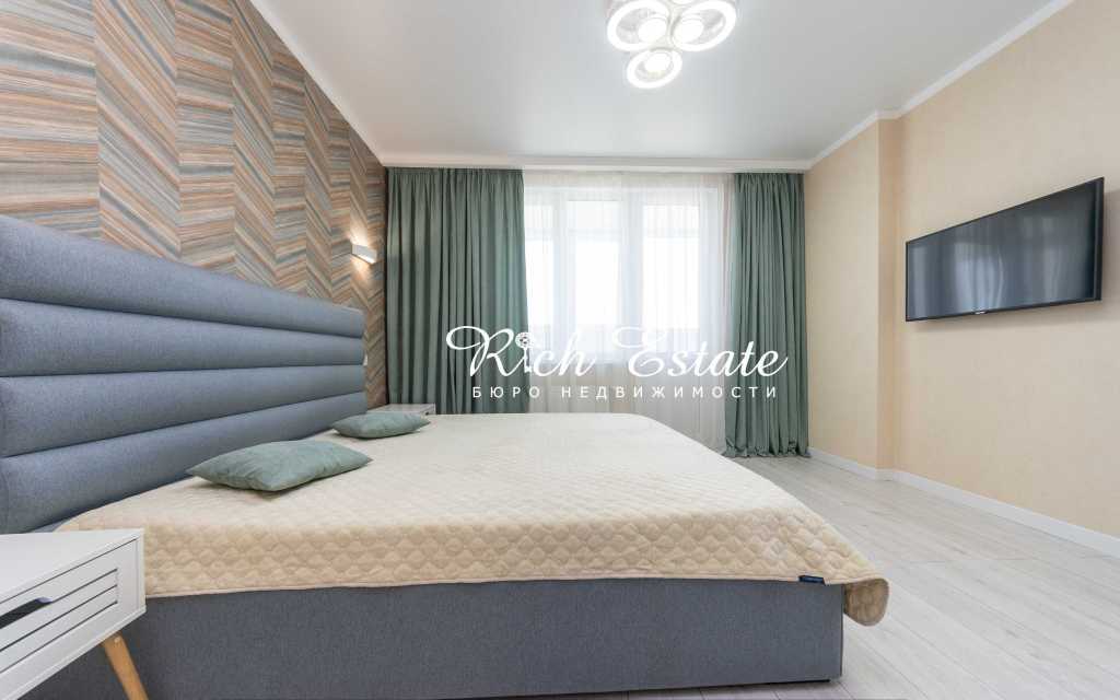 Аренда 3-комнатной квартиры 80 м², Сергея Данченко ул., 30