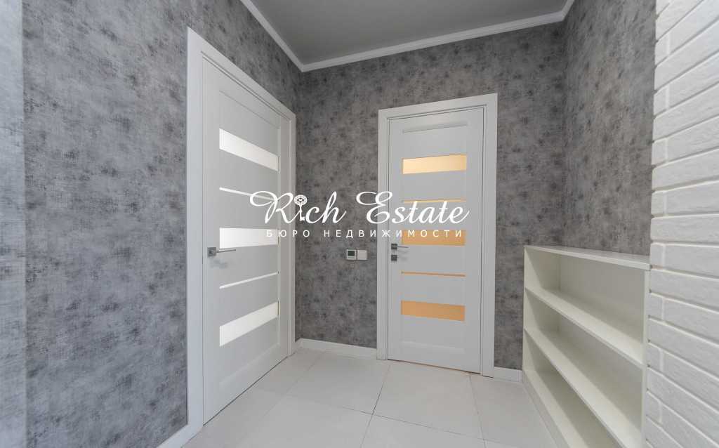 Аренда 3-комнатной квартиры 80 м², Сергея Данченко ул., 30