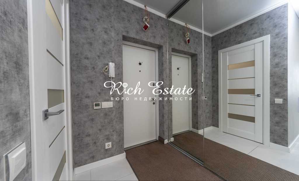 Аренда 3-комнатной квартиры 80 м², Сергея Данченко ул., 30