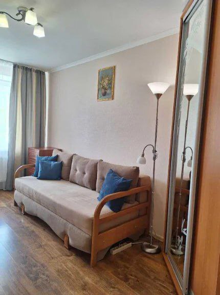 Продаж 2-кімнатної квартири 56 м², Данила Галицького вул.