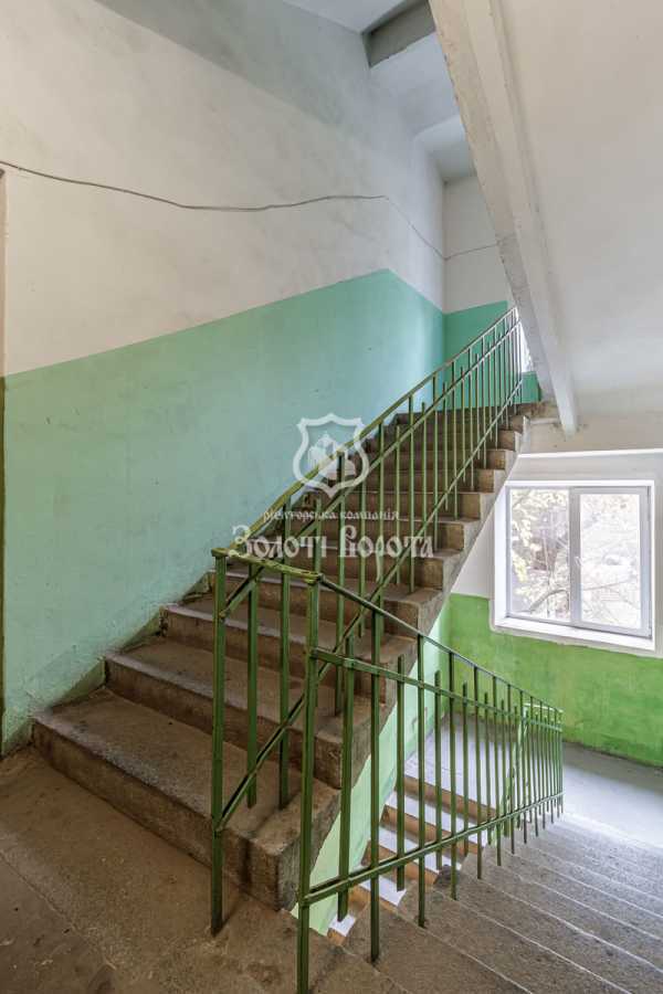 Продаж 3-кімнатної квартири 87.5 м², Сирецька вул., 30/1