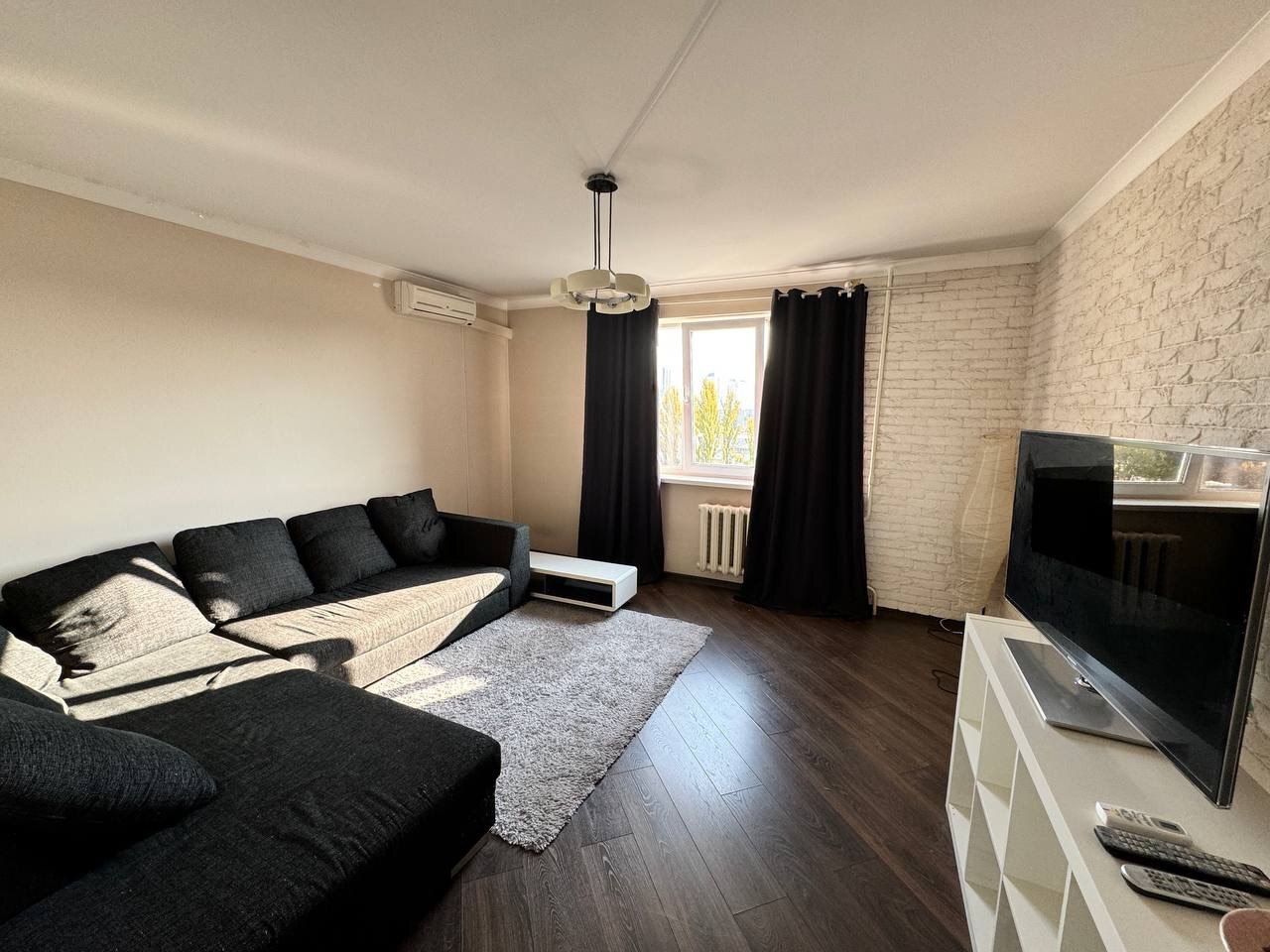 Оренда 2-кімнатної квартири 55 м², Дегтярівська вул., 6
