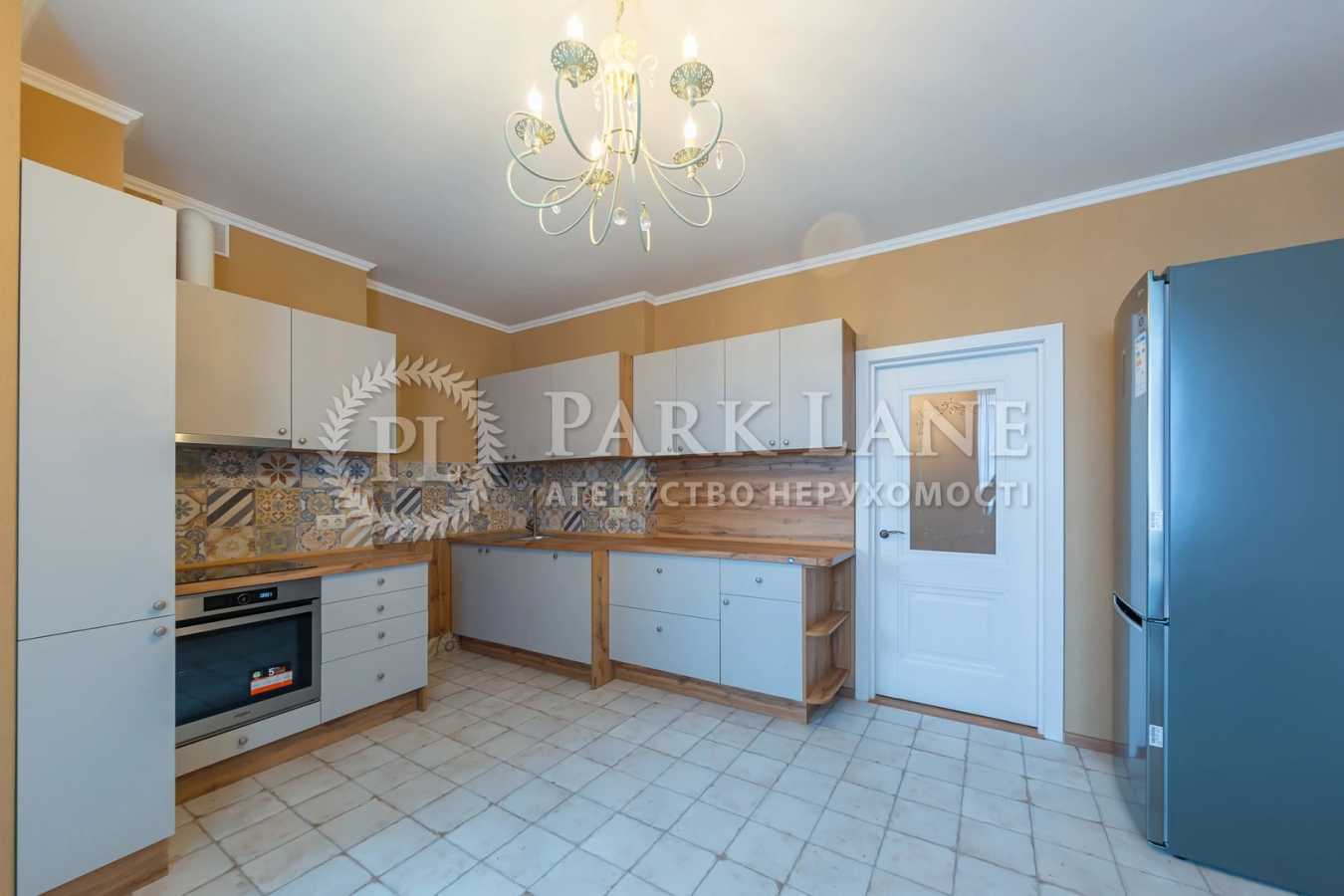 Продажа 3-комнатной квартиры 110 м², Героев Обороны ул., 10А