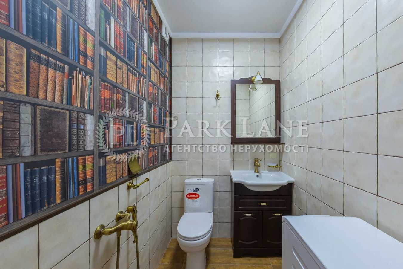 Продажа 3-комнатной квартиры 110 м², Героев Обороны ул., 10А