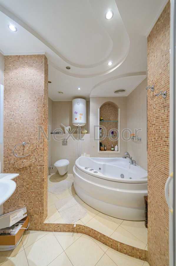Продаж 3-кімнатної квартири 140.2 м², Степана Руданського вул., 4-6