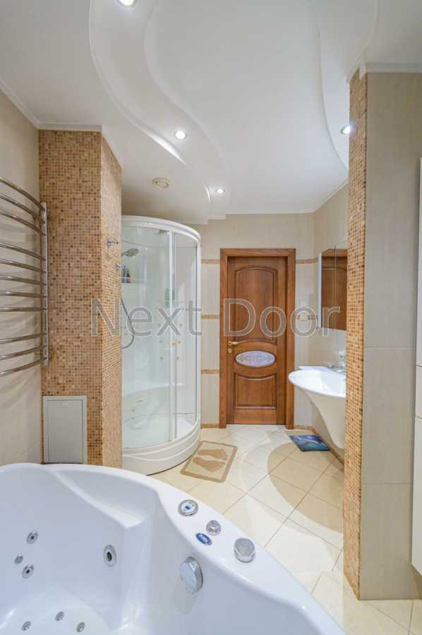 Продаж 3-кімнатної квартири 140.2 м², Степана Руданського вул., 4-6