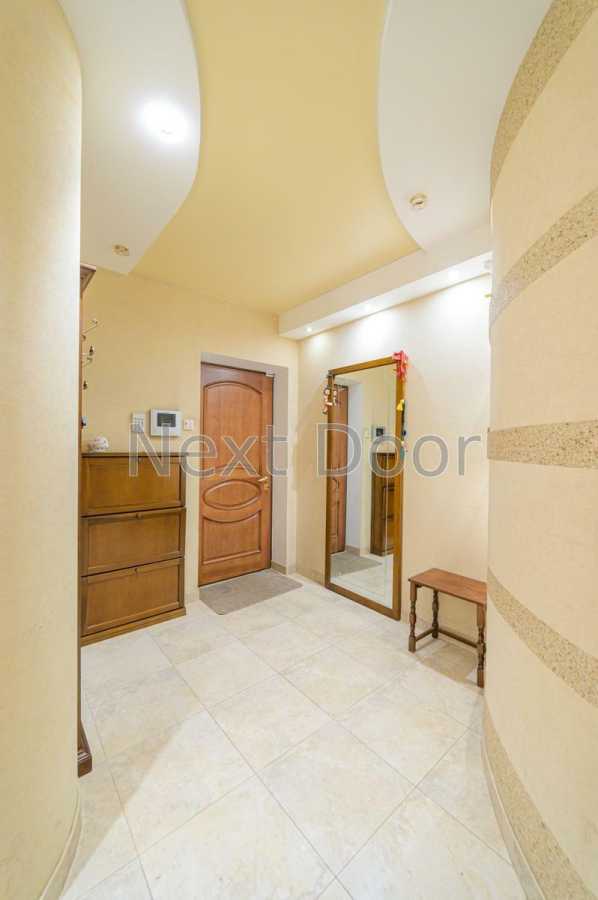 Продаж 3-кімнатної квартири 140.2 м², Степана Руданського вул., 4-6
