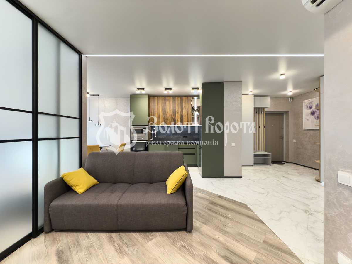 Продажа 1-комнатной квартиры 55 м², Днепровская наб., 15ж