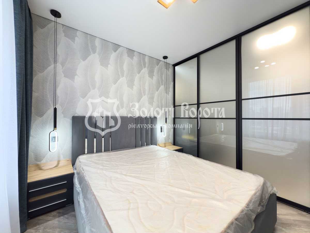 Продажа 1-комнатной квартиры 55 м², Днепровская наб., 15ж