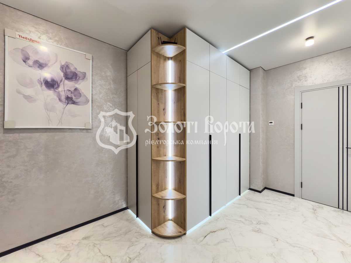 Продажа 1-комнатной квартиры 55 м², Днепровская наб., 15ж