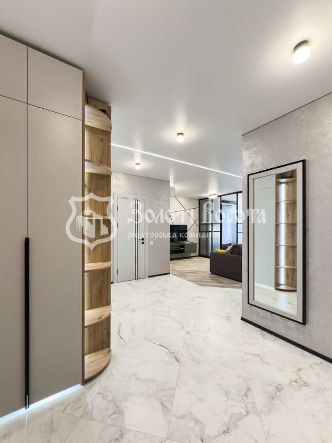Продажа 1-комнатной квартиры 55 м², Днепровская наб., 15ж