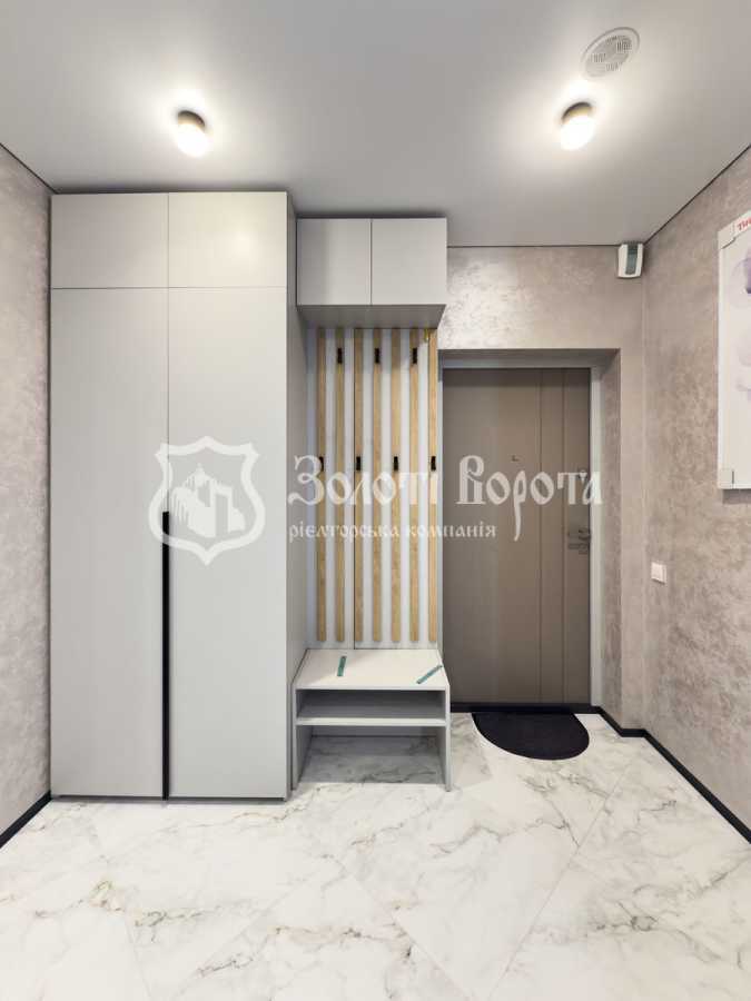 Продажа 1-комнатной квартиры 55 м², Днепровская наб., 15ж
