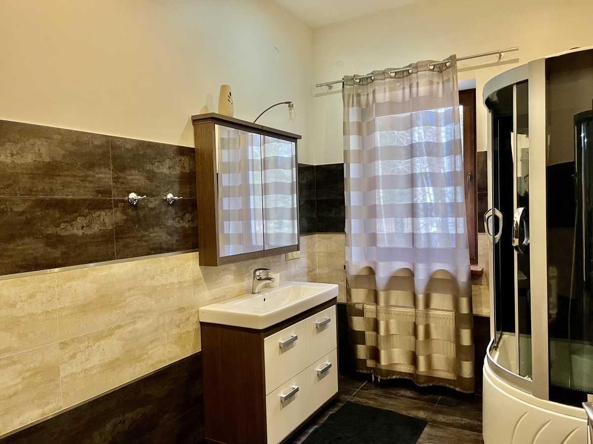 Продажа дома 200 м², Лісова, 14
