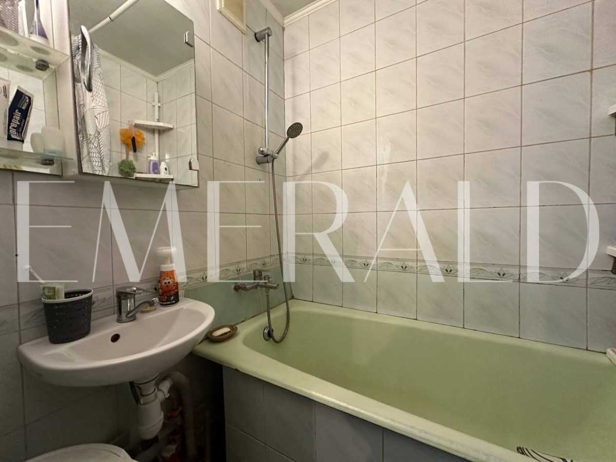 Продажа 2-комнатной квартиры 51.1 м², Владимира Маяковского просп., 8