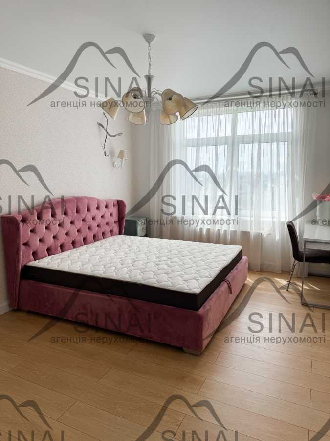 Продажа 2-комнатной квартиры 70 м², Победы просп., 71А
