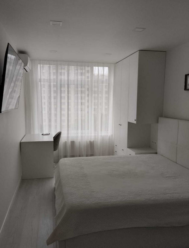 Аренда 3-комнатной квартиры 91 м², Евгения Сверстюка ул., 6