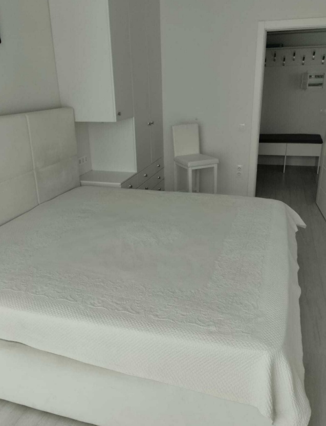 Аренда 3-комнатной квартиры 91 м², Евгения Сверстюка ул., 6