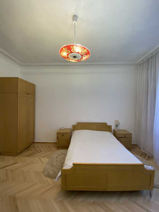 Продажа 3-комнатной квартиры 74 м², Строителей ул., 38/14