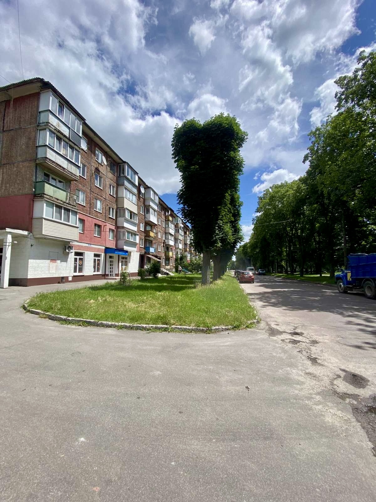 Продаж 1-кімнатної квартири 30 м²